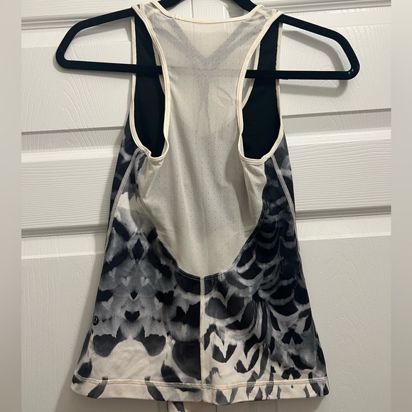 Lululemon Racer-back Tank Top - Picture 2 of 3